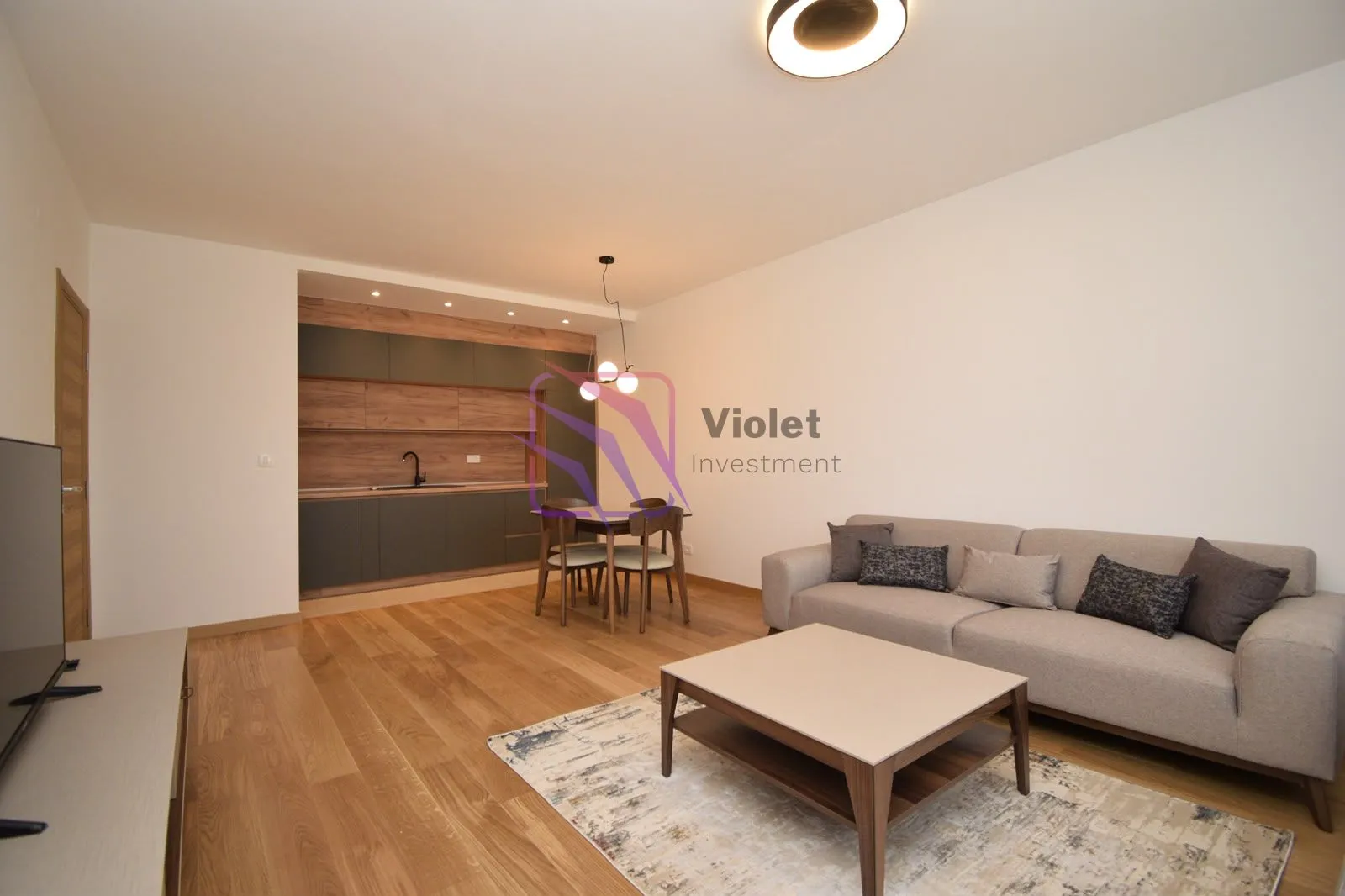 Izdavanje, dvosoban stan, 75m², New City, Podgorica