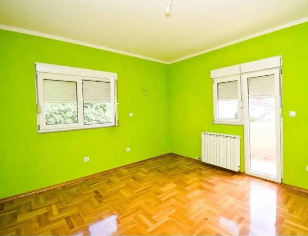 Prodaja, kuća, 369m², Donja Gorica, Podgorica