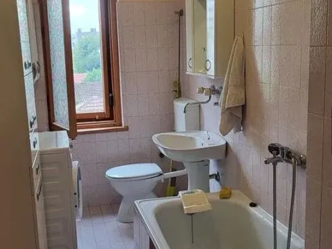 Sale, house, 140m², Centar, Podgorica - image 10