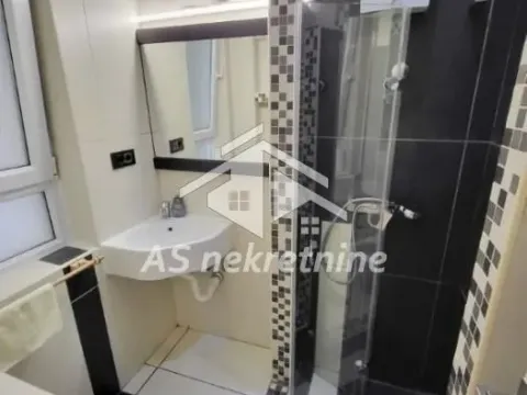 Rent, two bedroom apartment, 45m², Stari Grad, Beograd - image 12
