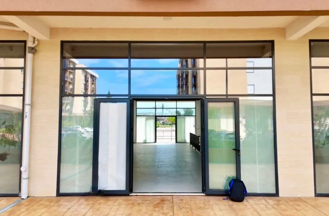 Rent, office space, 130m², New City, Podgorica