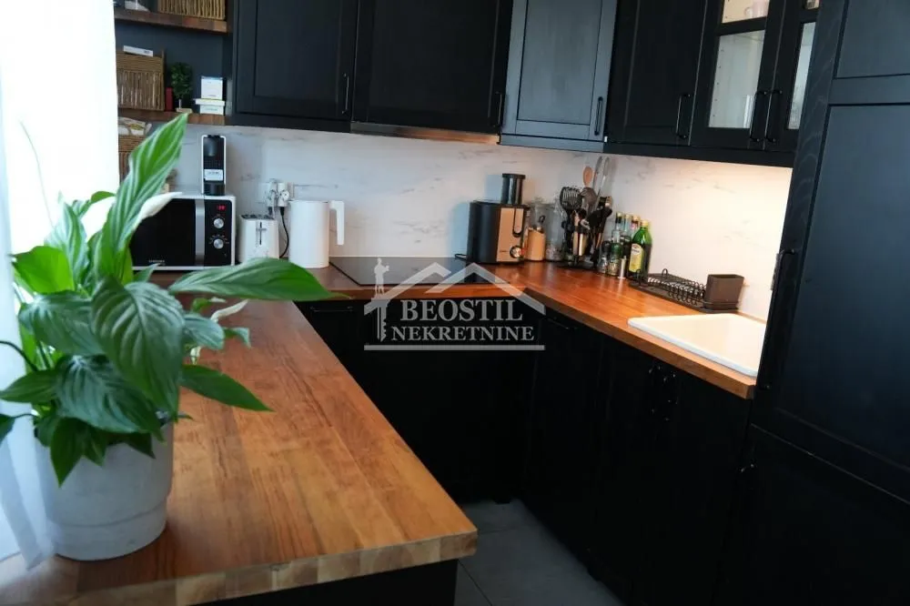 Prodaja, trosoban stan, 83m², Gradska Bolnica, Zvezdara Sve Podlokacije