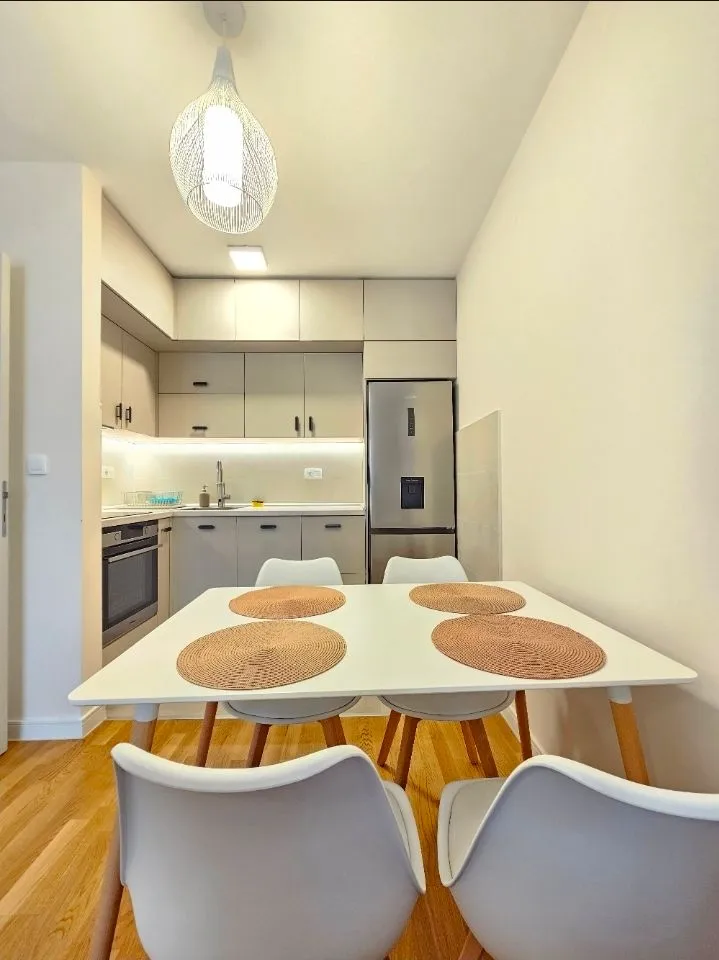 Rent, one bedroom apartment, 43m², Pobrežje, Podgorica