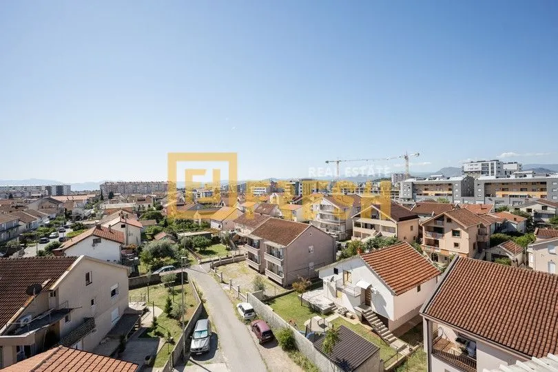 Prodaja, trosoban stan, 91m², Stari Aerodrom, Podgorica