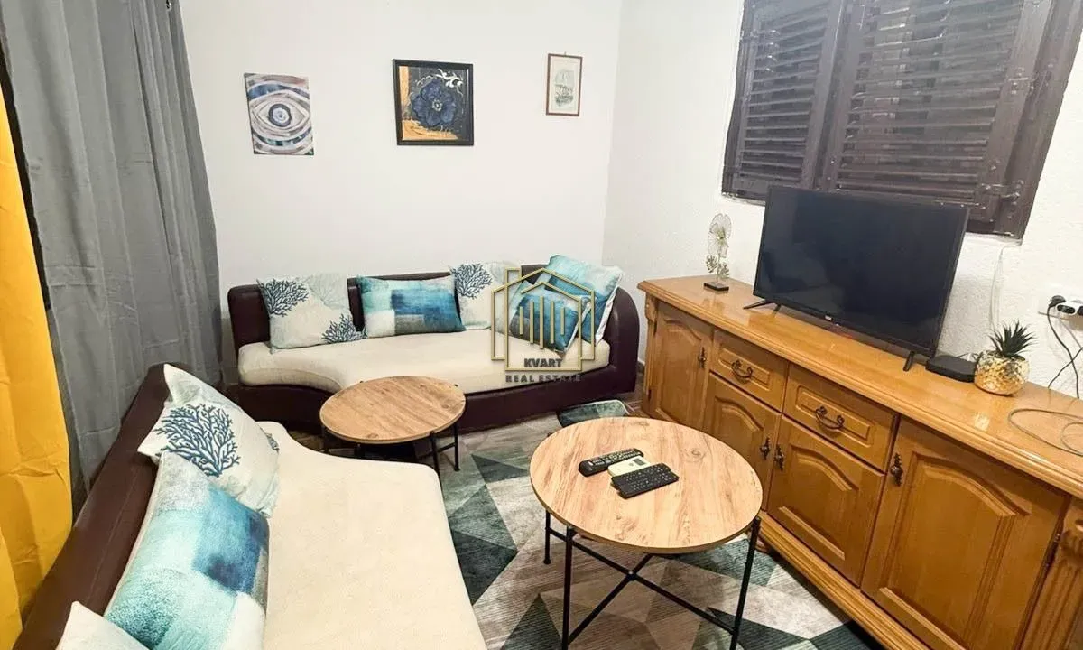 Rent, one bedroom apartment, 50m², Kotor, Crna Gora