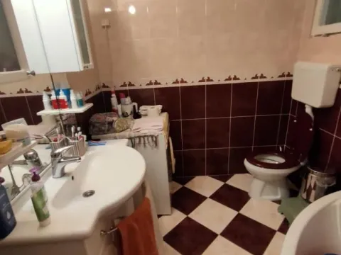 Prodaja, kuća, 250m², Sremska Kamenica, Petrovaradin - image 19