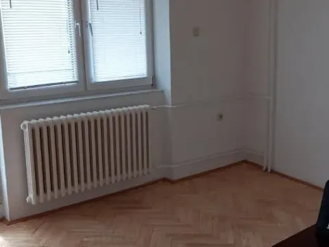 Izdavanje, garsonjera, 25m², Grbavica, Novi Sad Sve Podlokacije - image 3