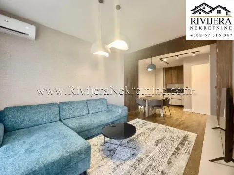 Prodaja, jednosoban stan, 48m², Tivat, Crna Gora - image 1