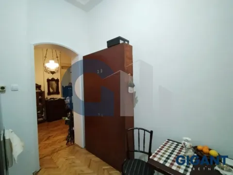 Prodaja, dvosoban stan, 70m², Vračar, Šid - image 10