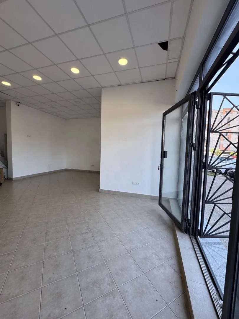 Rent, office space, 120m², Stari Aerodrom, Podgorica