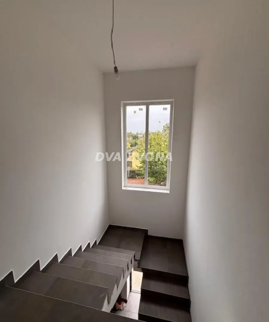 Prodaja, kuća, 151m², Čortanovci, Inđija