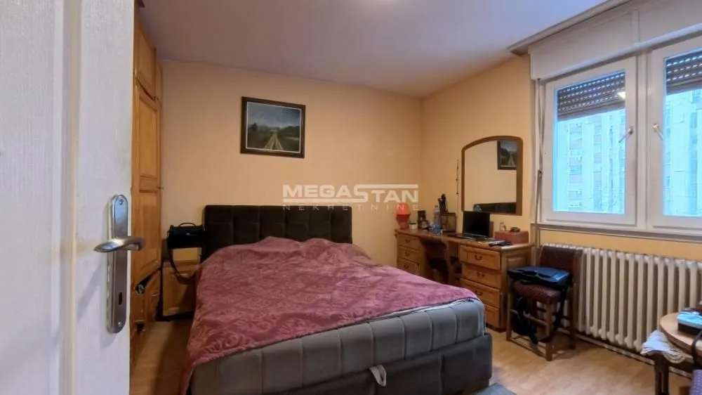 Sale, three bedroom apartment, 76m², Stari Grad, Beograd
