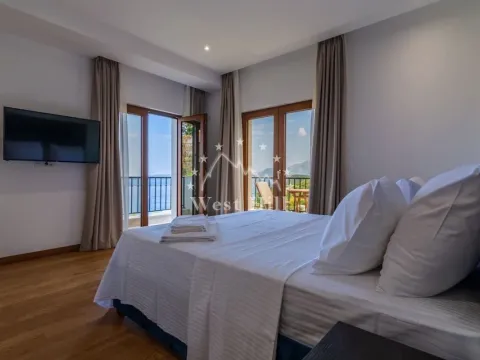 Sale, house, 250m², Reževići, Budva - image 12