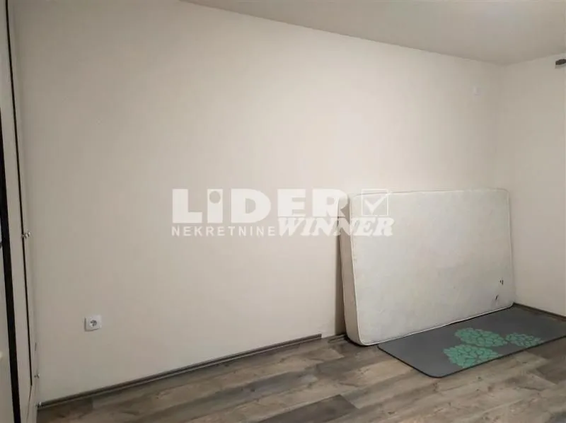 Sale, house, 270m², Zvezdara Sve Podlokacije, Beograd