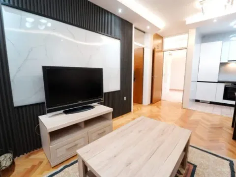 Izdavanje, jednosoban stan, 45m², Preko Morače, Podgorica - image 6