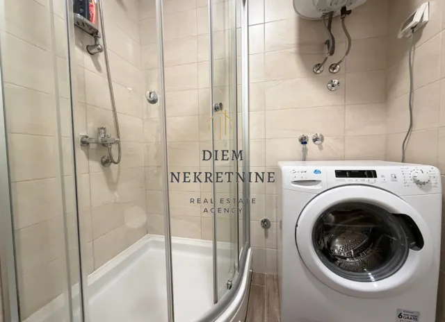 Izdavanje, jednosoban stan, 47m², City Kej, Podgorica