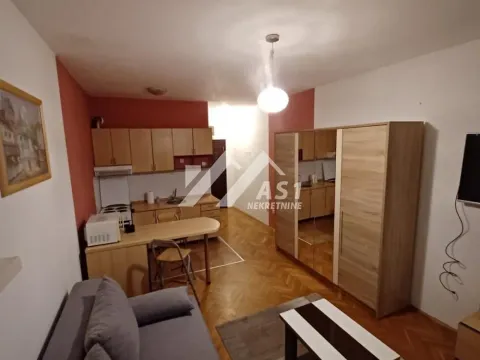 Izdavanje, stan, 30m², Novi Sad Sve Podlokacije, Novi Sad - image 2