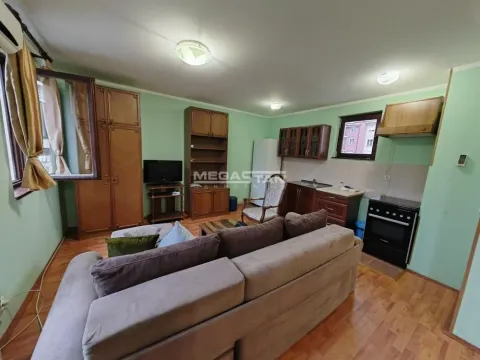 Izdavanje, jednosoban stan, 45m², Borča 1, Borča Sve Podlokacije - image 4