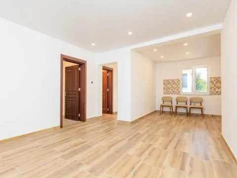 Prodaja, kuća, 123m², Šušanj, Bar - image 12