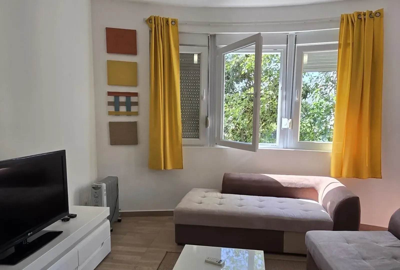 Izdavanje, stan, 38m², Tivat, Crna Gora