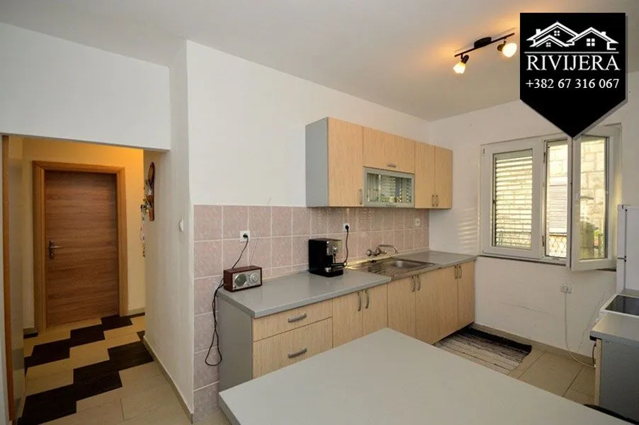 Sale, three bedroom apartment, 84m², Centar, Herceg Novi
