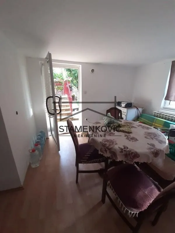 Prodaja, kuća, 220m², Sremska Kamenica, Petrovaradin