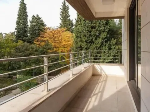 Prodaja, trosoban stan, 114m², Centar, Podgorica - image 6