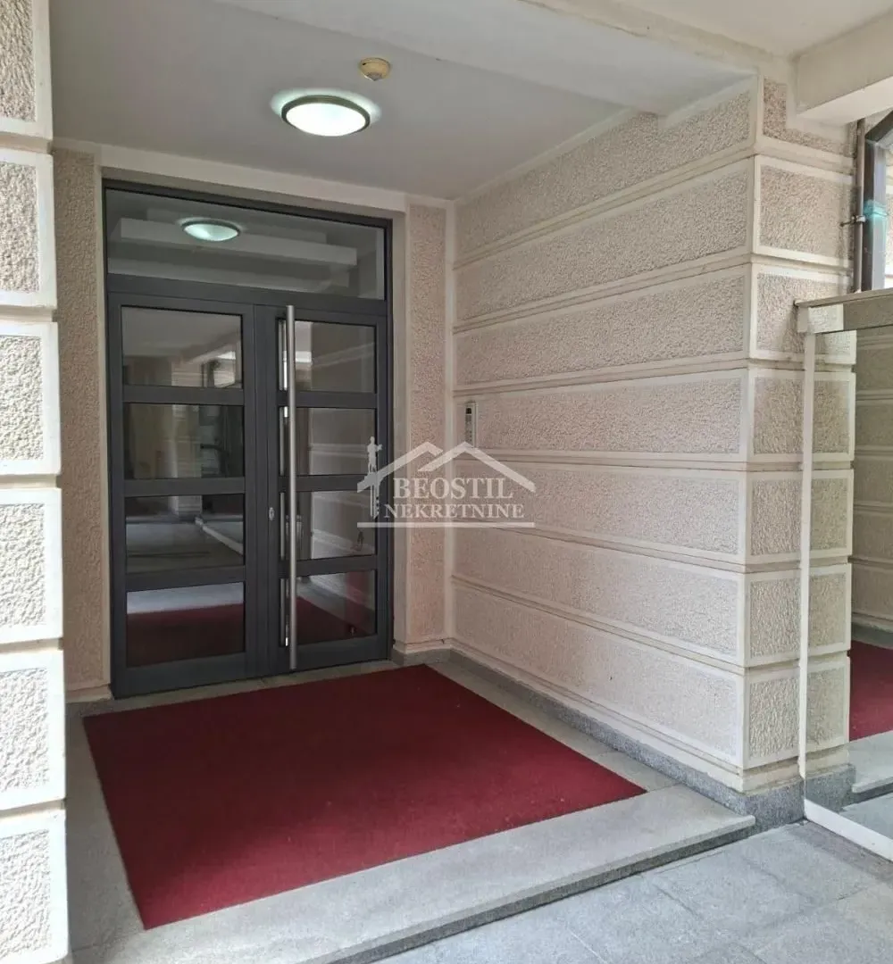 Rent, four bedroom apartment, 125m², Savski Venac, Beograd