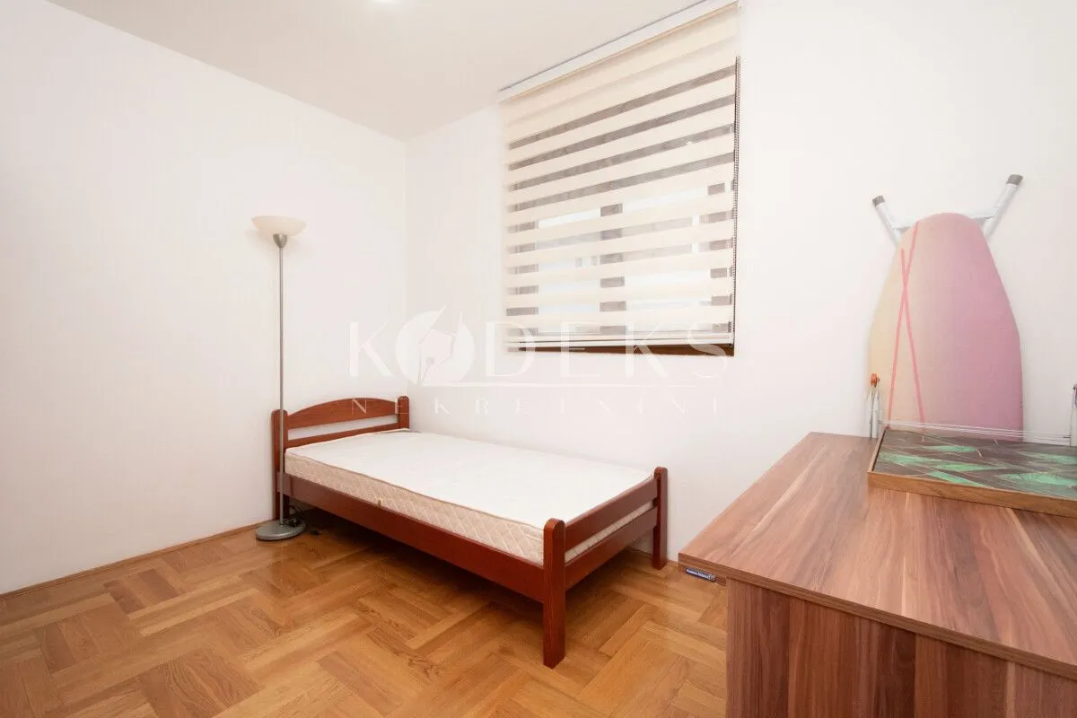 Izdavanje, dvosoban stan, 55m², Stari Aerodrom, Podgorica