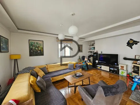 Sale, house, 226m², Blok 6, Podgorica - image 3