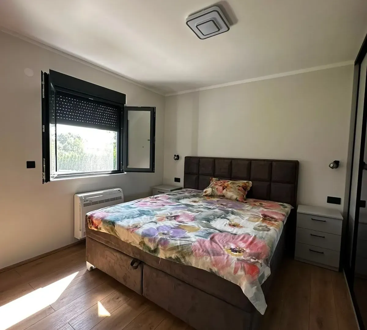 Rent, house, 160m², Pričelje, Podgorica