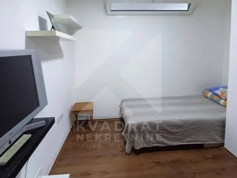 Rent, two bedroom apartment, 50m², Centar, Podgorica - image 5