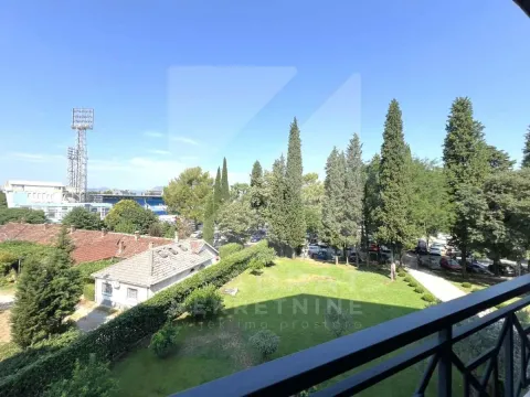 Rent, one bedroom apartment, 53m², Centar, Podgorica - image 11