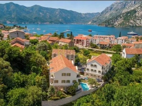 Prodaja, jednosoban stan, 49m², Risan, Kotor - image 3