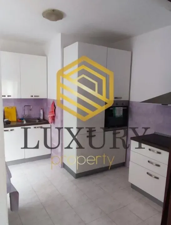 Rent, two bedroom apartment, 120m², 1 maj, Podgorica