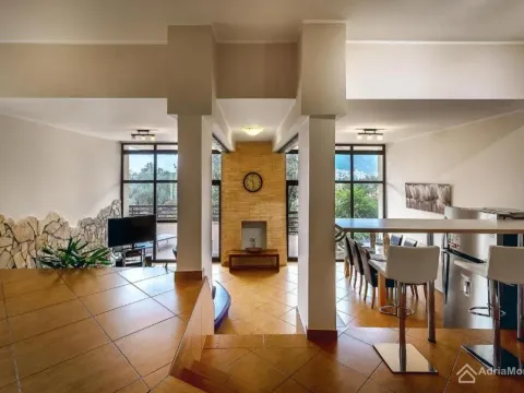 Prodaja, kuća, 155m², Centar, Budva - image 5