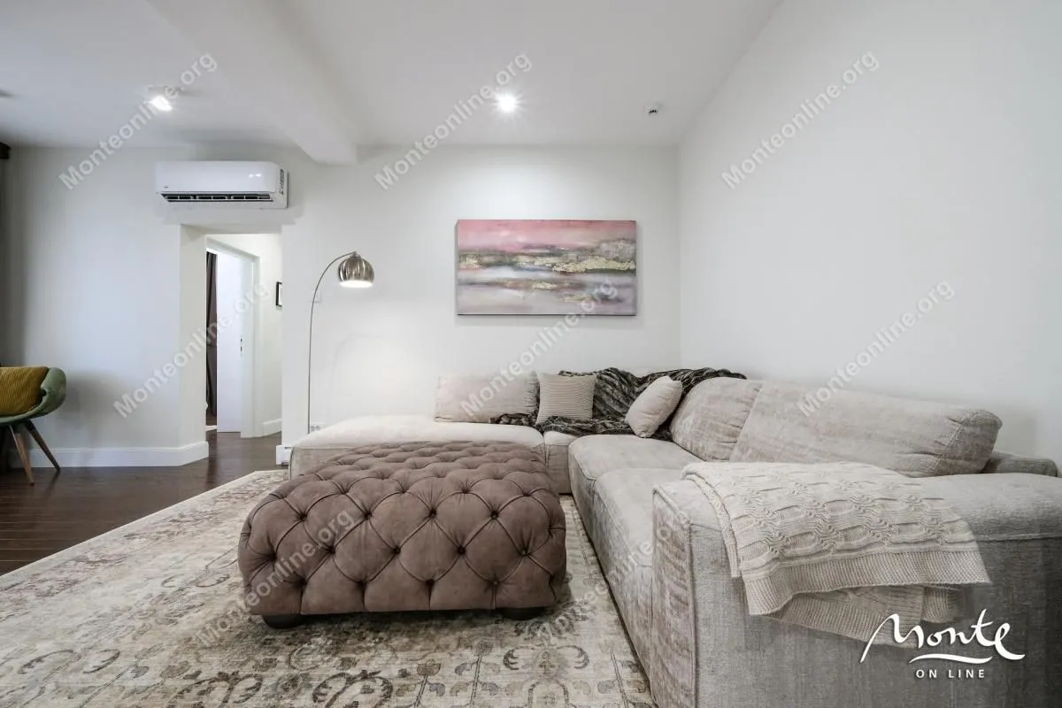 Prodaja, trosoban stan, 166m², Đenovići, Herceg Novi