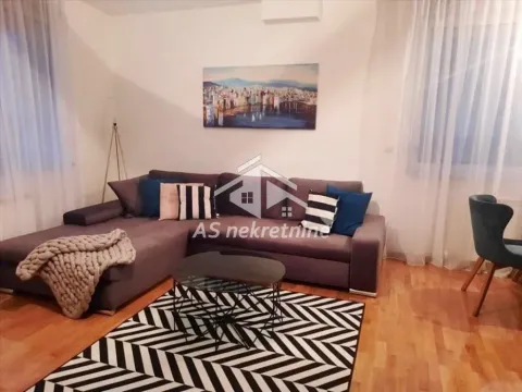 Izdavanje, dvosoban stan, 51m², Cvetkova Pijaca, Zvezdara Sve Podlokacije - image 2