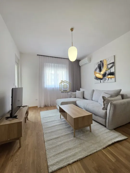 Rent, one bedroom apartment, 46m², Stari Aerodrom, Podgorica