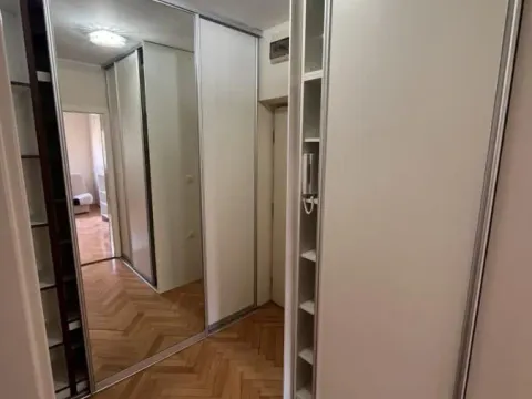 Izdavanje, dvosoban stan, 42m², Grbavica, Novi Sad Sve Podlokacije - image 9