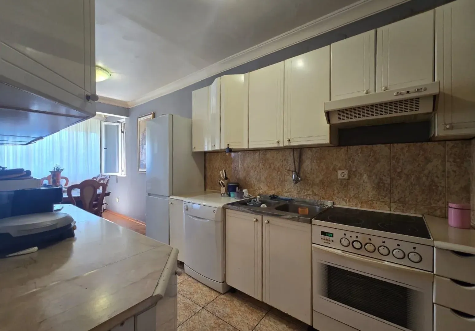 Prodaja, trosoban stan, 97m², Centar, Nikšić