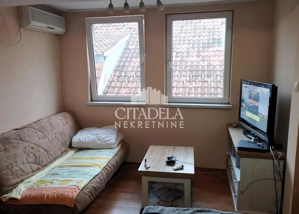 Prodaja, dvosoban stan, 61m², Čukarica, Beograd