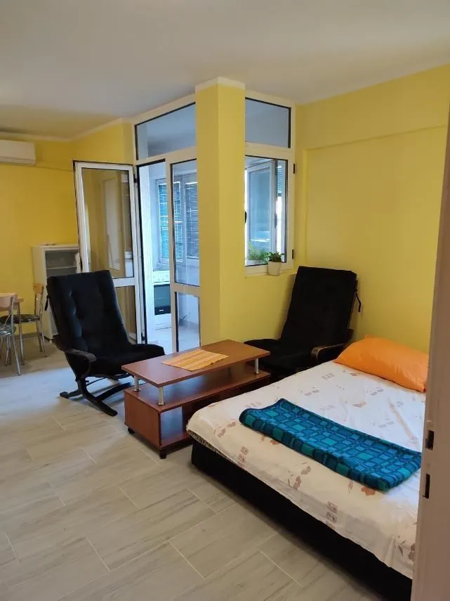 Rent, one bedroom apartment, 33m², Stari Aerodrom, Podgorica