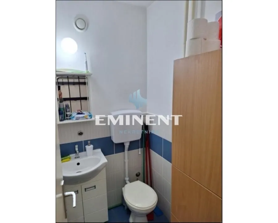 Izdavanje, trosoban stan, 79m², Bezanijska Kosa 2, Bežanijska Kosa Sve Podlokacije