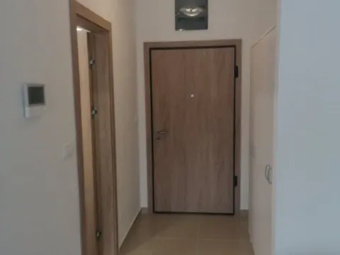 Izdavanje, garsonjera, 29m², Master Kvart, Podgorica - image 7