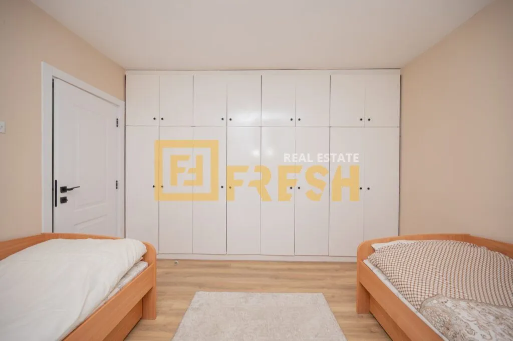 Rent, three bedroom apartment, 100m², Centar, Podgorica