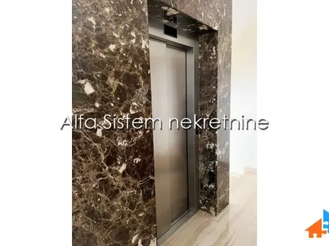 Rent, four bedroom apartment, 164m², Savski Venac, Beograd - image 14