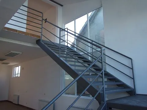 Rent, office space, 500m², Zrenjanin, Srbija