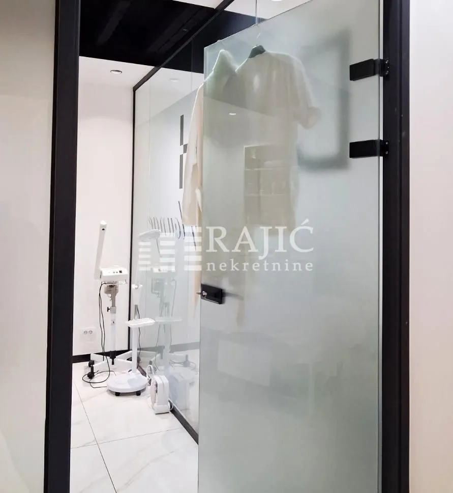 Rent, office space, 66m², Vračar Sve Podlokacije, Beograd
