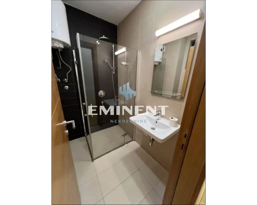 Rent, three bedroom apartment, 86m², Tašmajdan, Palilula Sve Podlokacije
